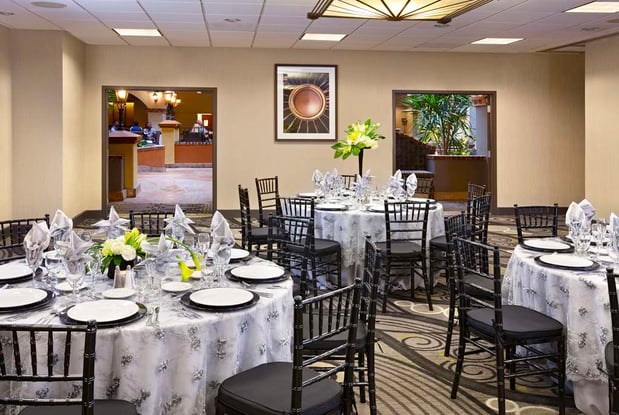 Images Embassy Suites by Hilton Los Angeles International Airport South