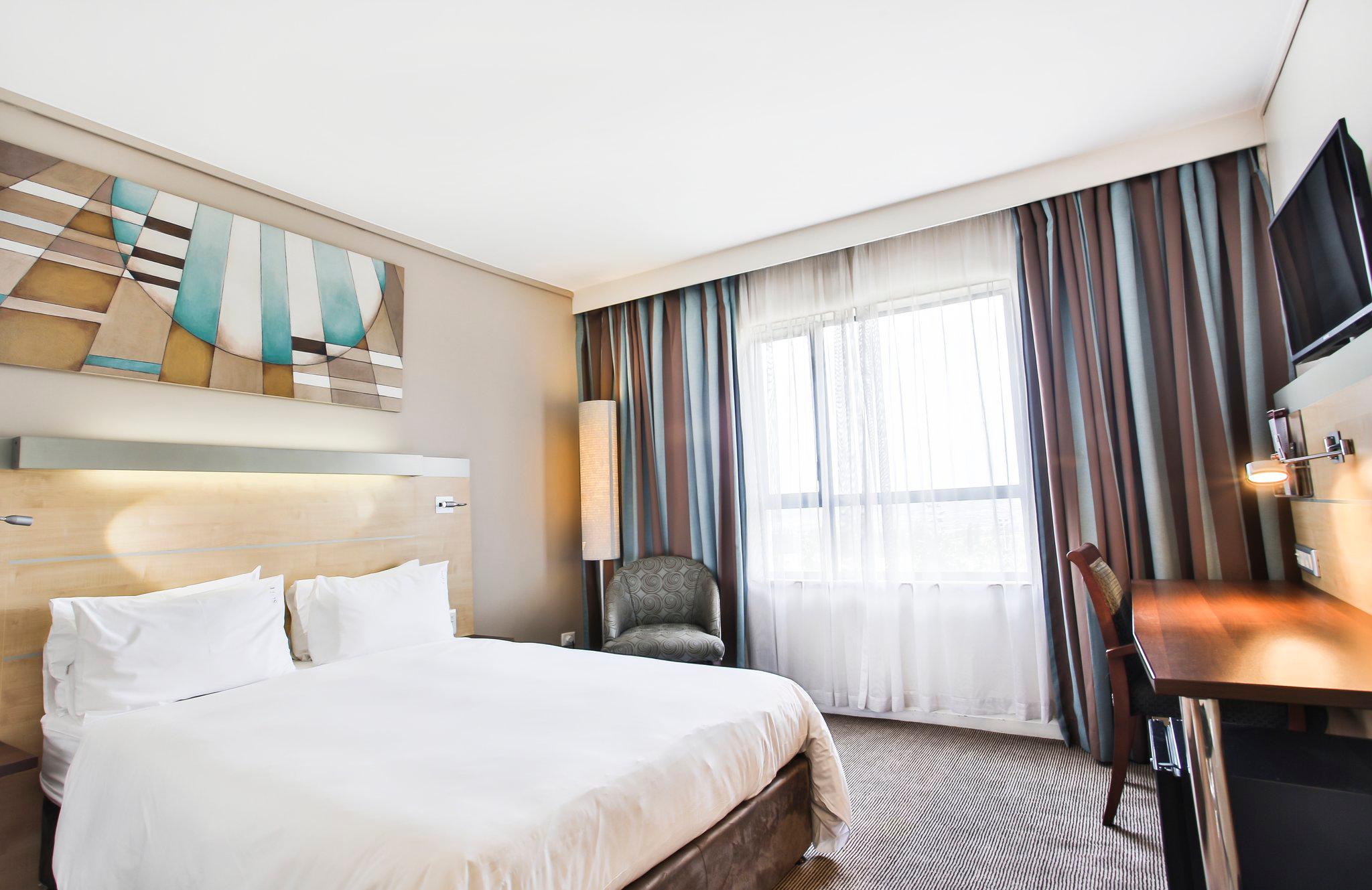 Holiday Inn Express Sandton - Woodmead, an IHG Hotel