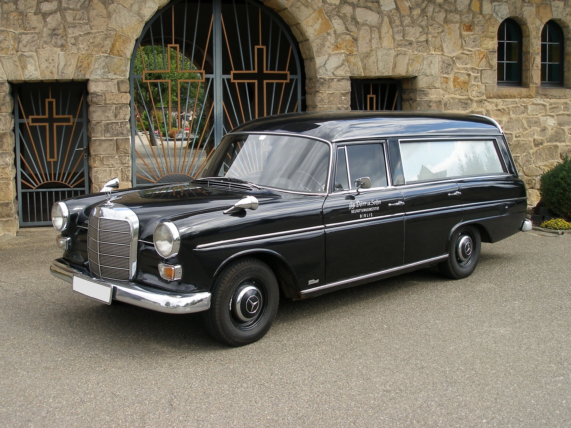 Bilder Schreinerei & Bestattungen Dörr