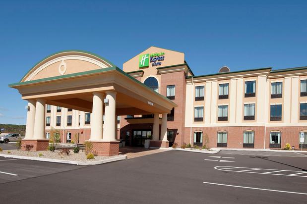 Images Holiday Inn Express & Suites Clearfield, an IHG Hotel
