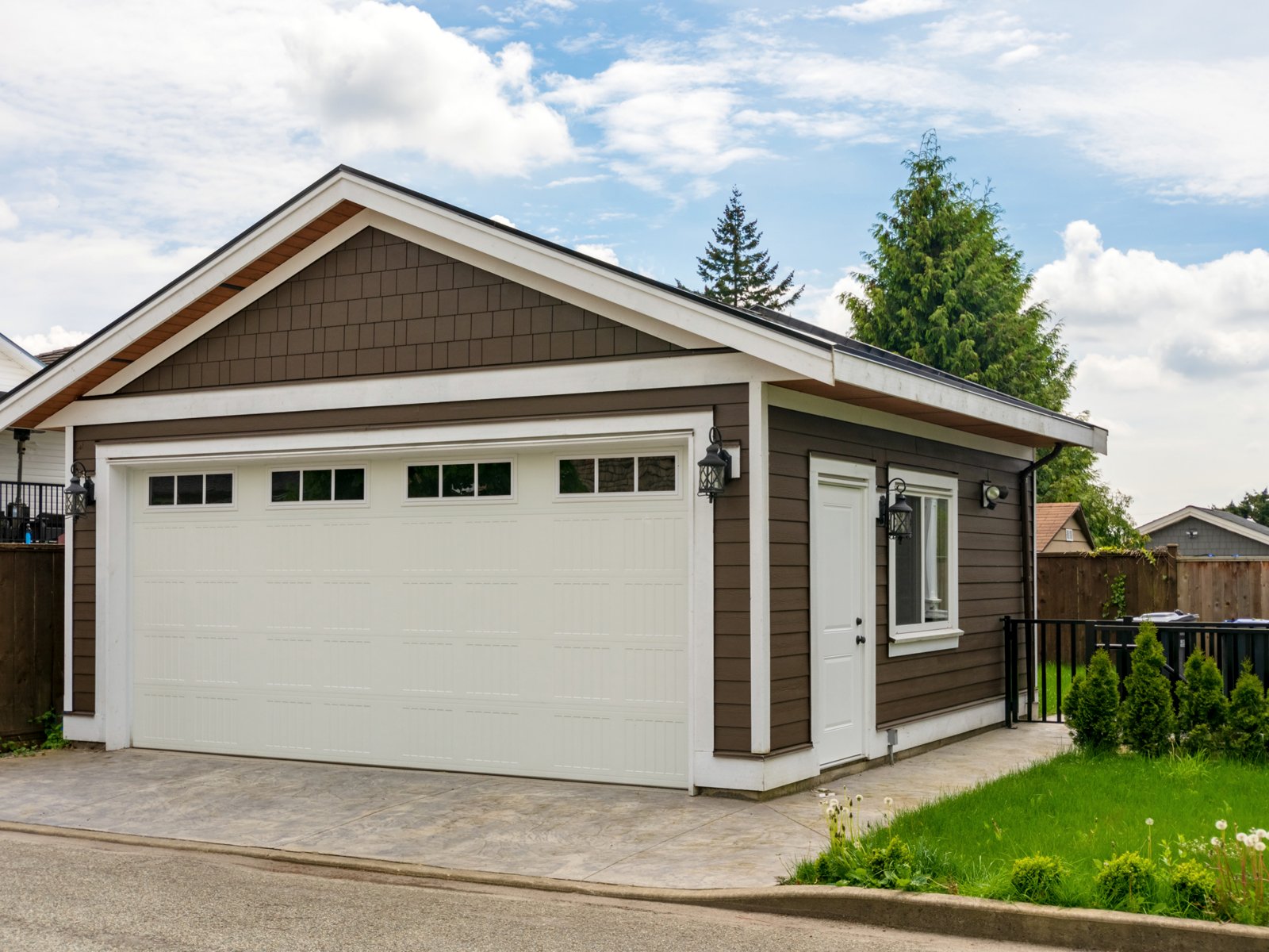 J & J Garage Doors LLC