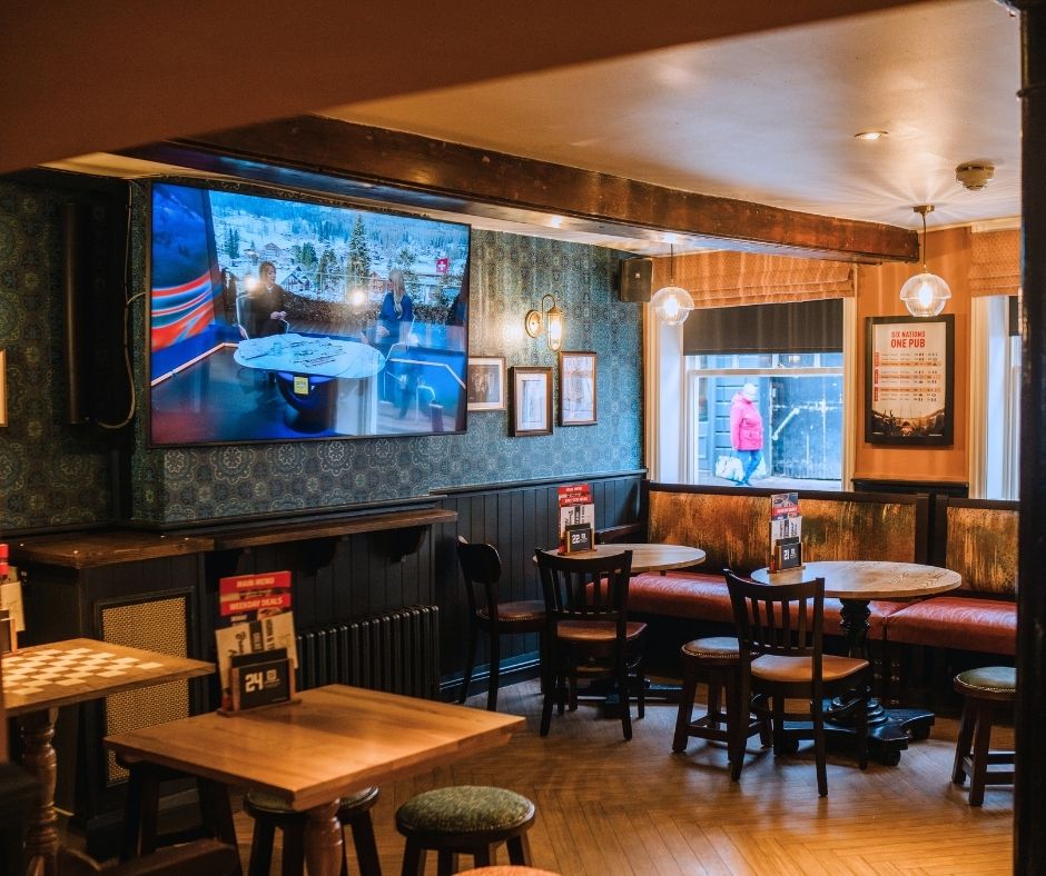 Horn & Trumpet Casual Dining