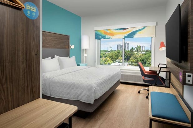 Images Tru by Hilton Miami West Brickell