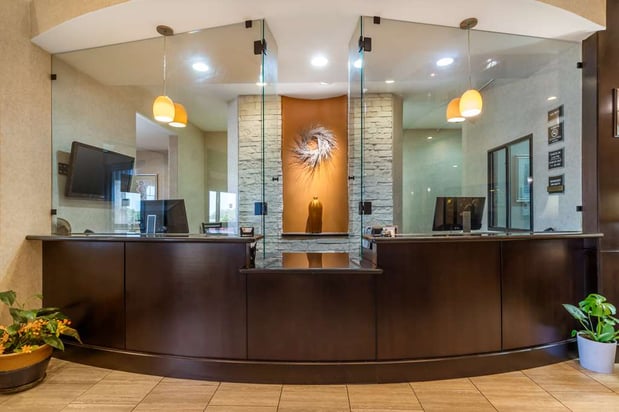 Images Best Western Plus Lytle Inn & Suites