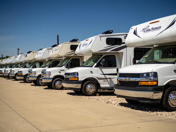 Images Motor Home Specialist