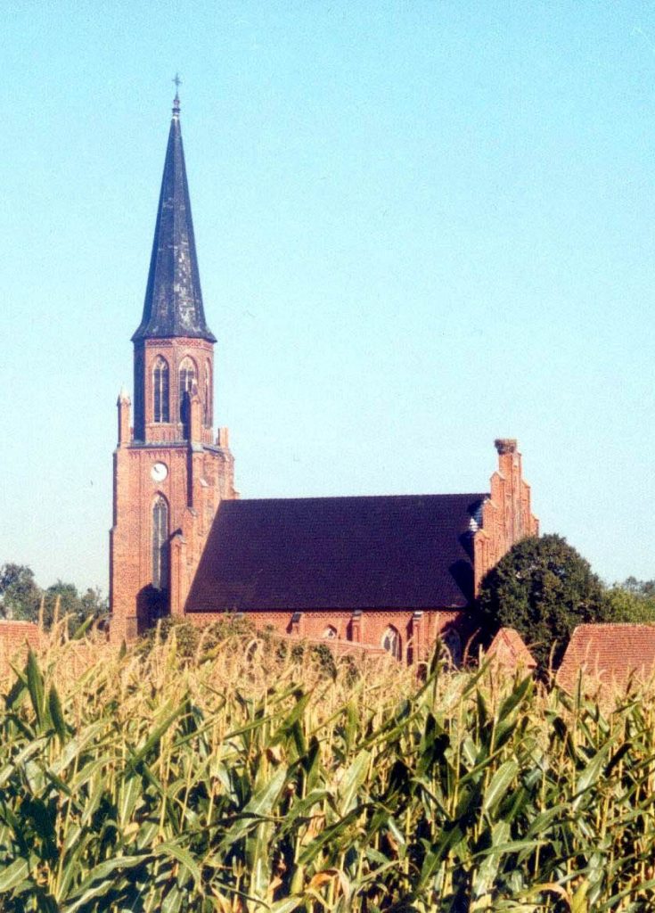 Kirche Stüdenitz-Schönermark - Pfarrsprengel Breddin-Barenthin, Lohmer Straße 2 in Stüdenitz-Schönermark