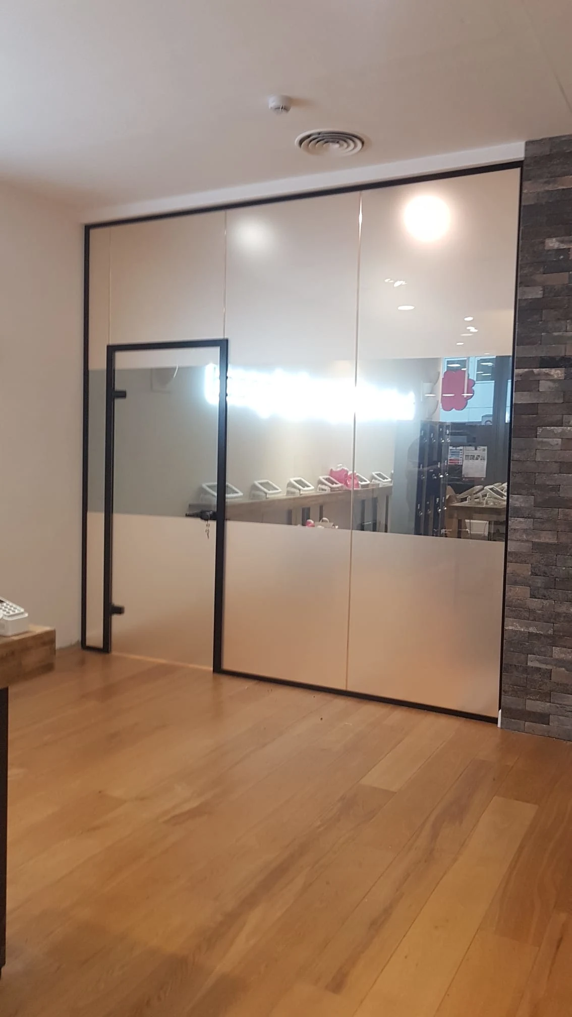 Images Walls of Glass Ltd