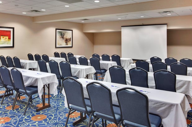 Images Holiday Inn Express & Suites Detroit-Novi by IHG
