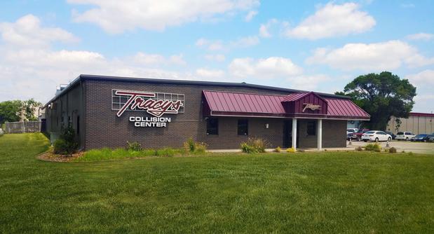 Images Tracy's Collision Center of Lincoln
