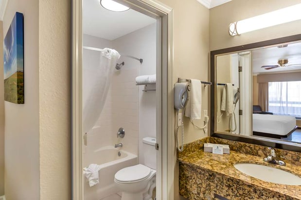 Images Best Western Heritage Inn