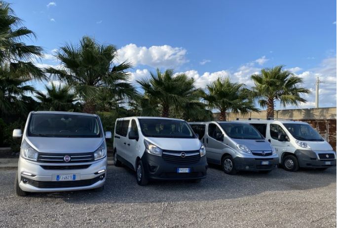 Images Lifra Noleggio Furgoni