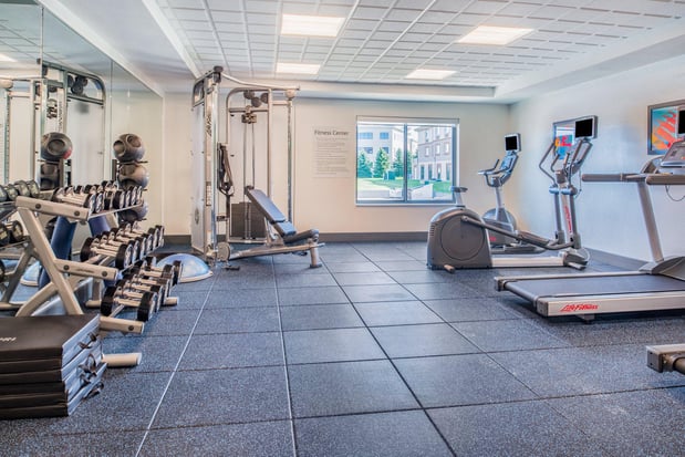 Images Holiday Inn Express & Suites Bismarck by IHG
