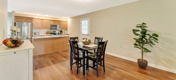 Images Bristol Village