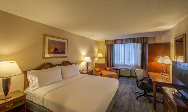 Images Holiday Inn Arlington at Ballston by IHG