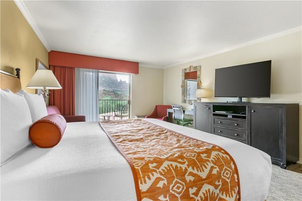 Images Best Western Plus Arroyo Roble Hotel & Creekside Villas