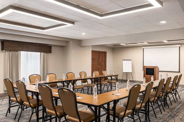 Images Holiday Inn Express & Suites Indianapolis W - Airport Area by IHG