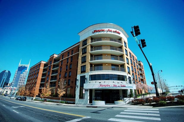 Images Hampton Inn & Suites Nashville-Downtown