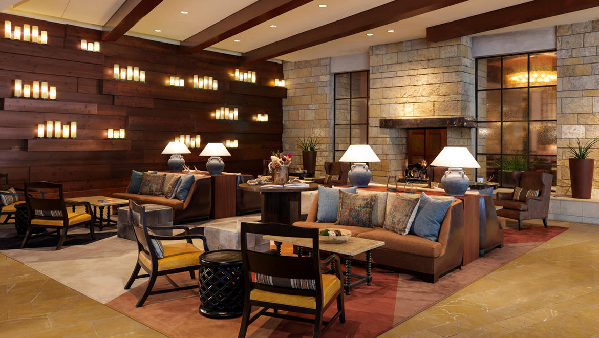 Lobby seating - Omni Fort Worth Hotel