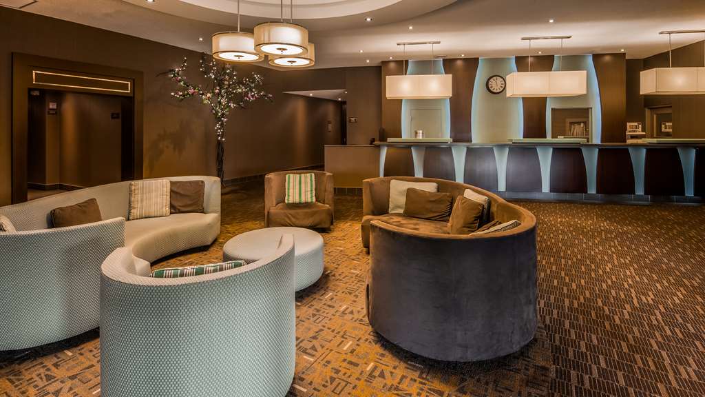Images Best Western Plus Guildwood Inn