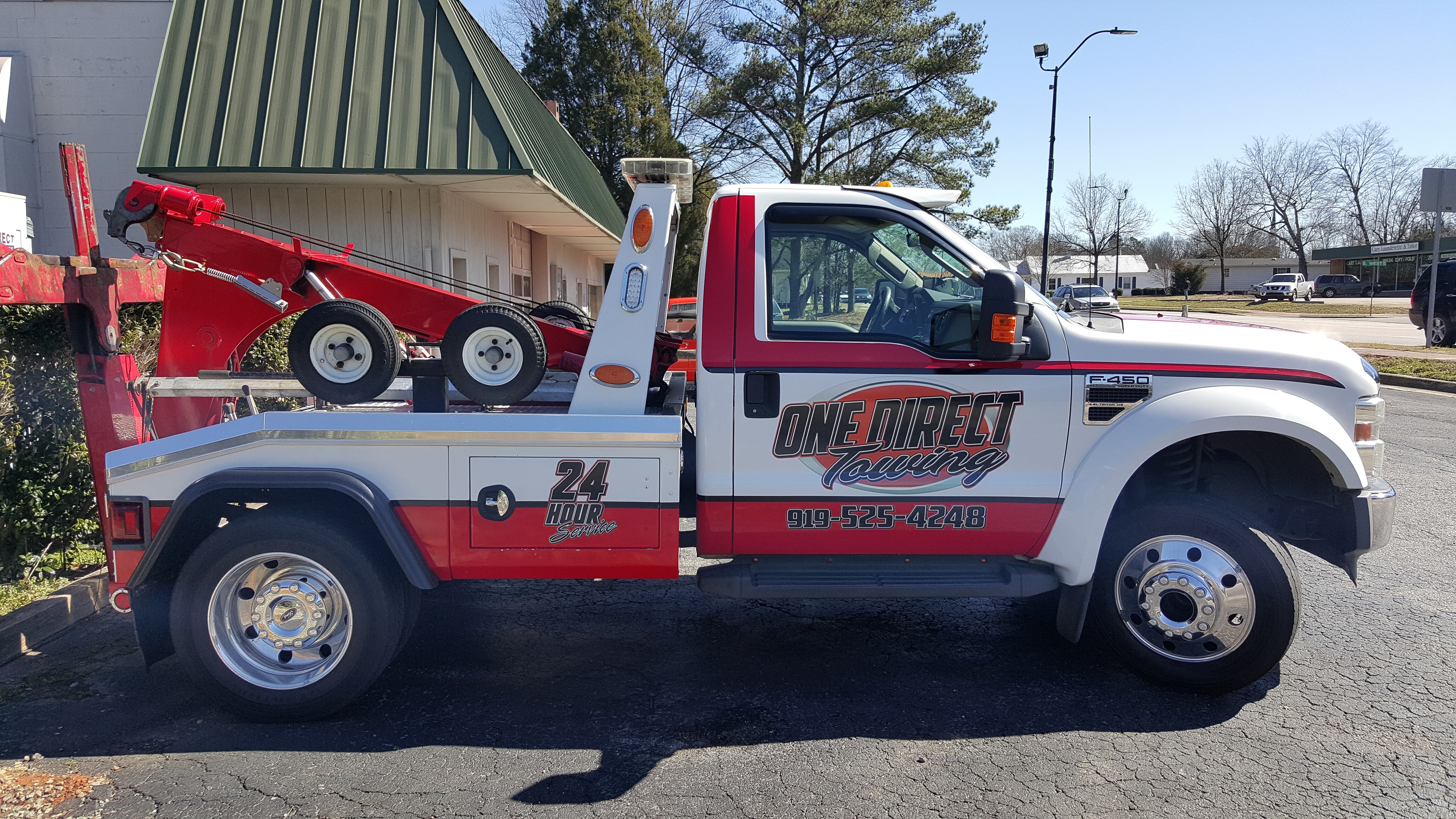Experience the best in towing services.