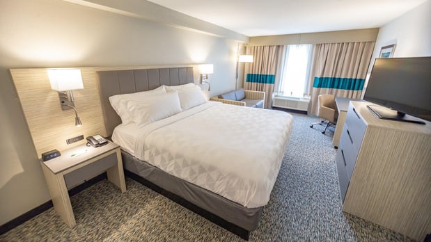 Images Holiday Inn Knoxville N - Merchant Drive by IHG