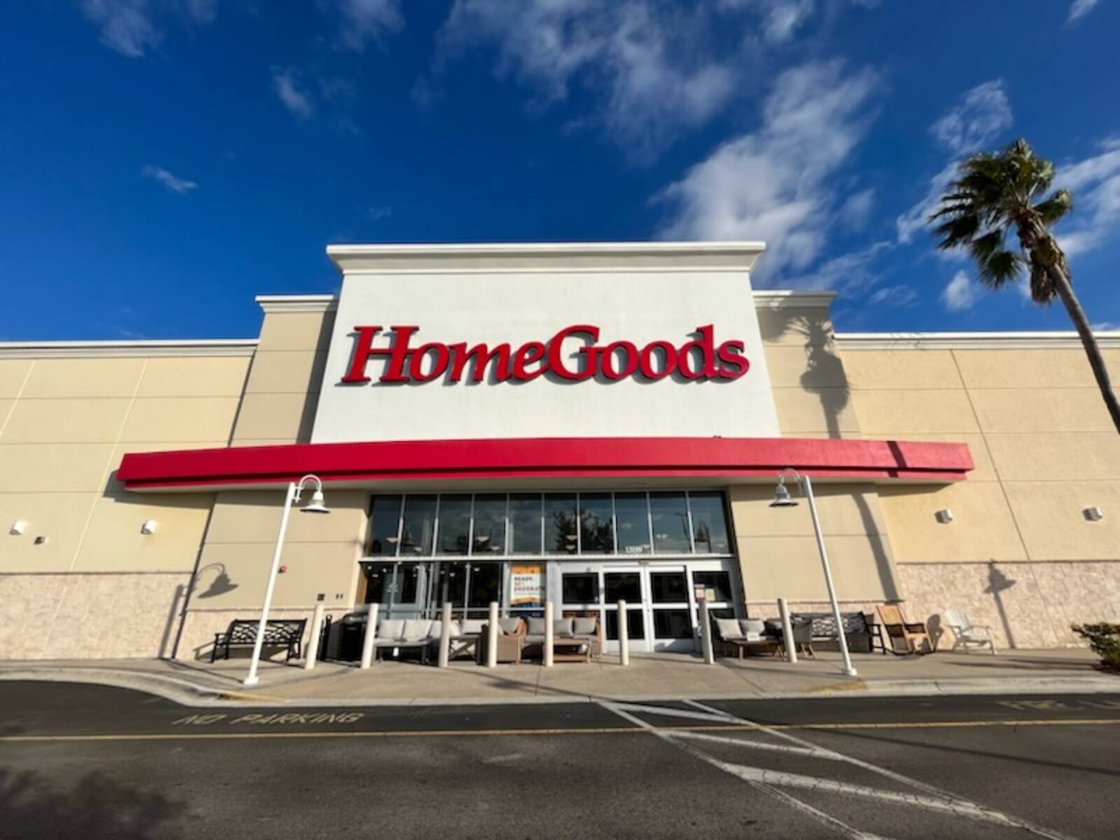 HomeGoods at Coastal Way