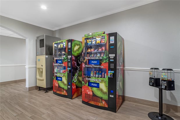 Images Best Western Plus North Houston Inn & Suites