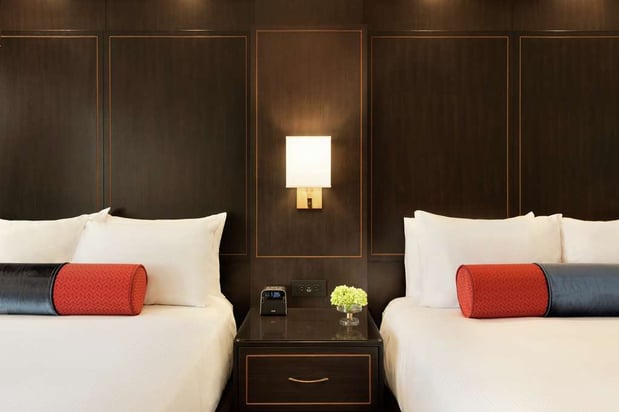 Images Hotel Saranac, Curio Collection by Hilton