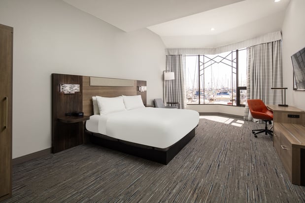 Images Holiday Inn Express & Suites Ventura Harbor by IHG
