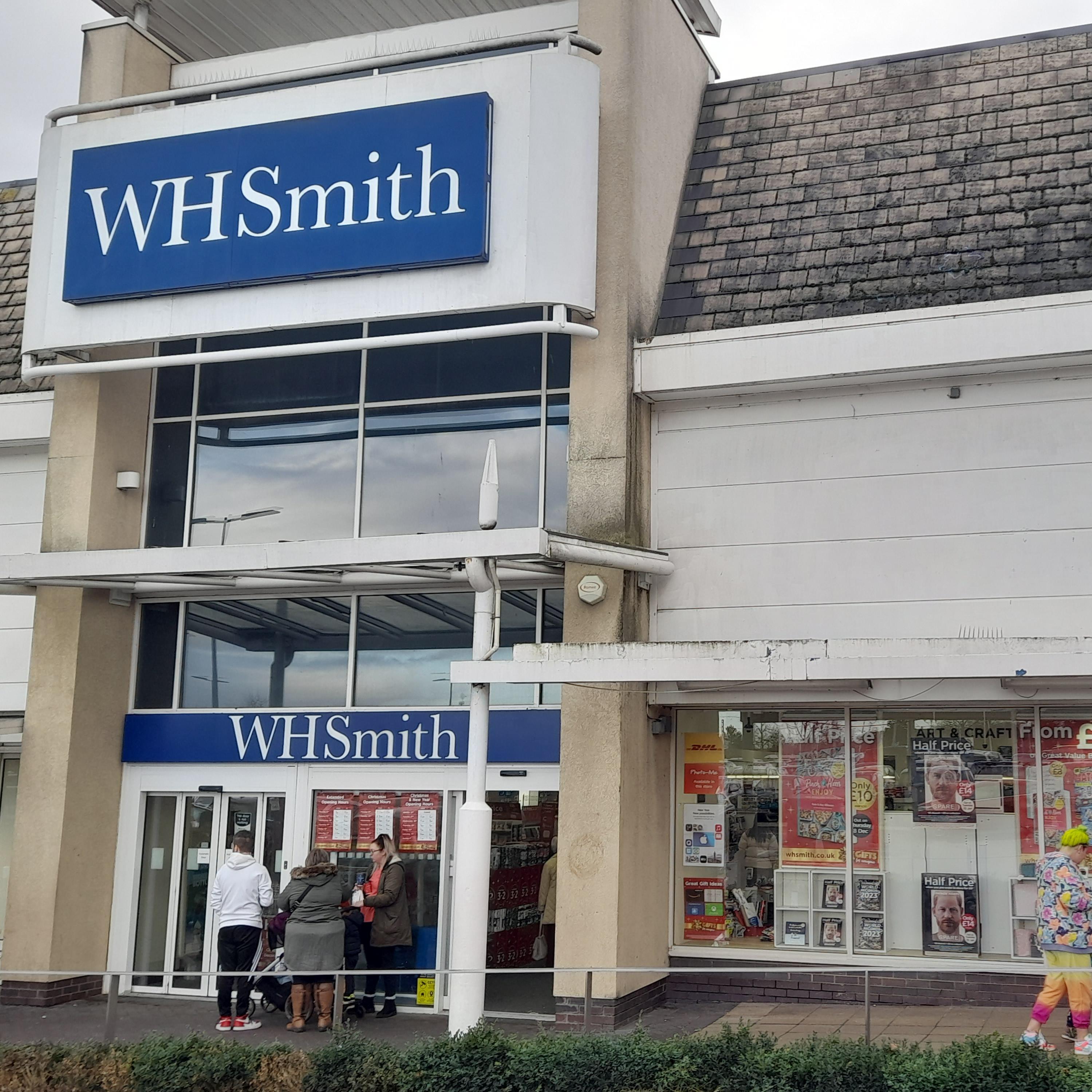 Images DHL Express Service Point (WHSmith Fosse Park)