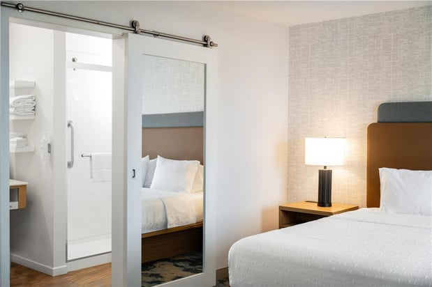 Images Hampton Inn & Suites La Crosse Downtown