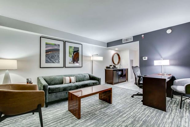 Images Embassy Suites by Hilton Louisville East