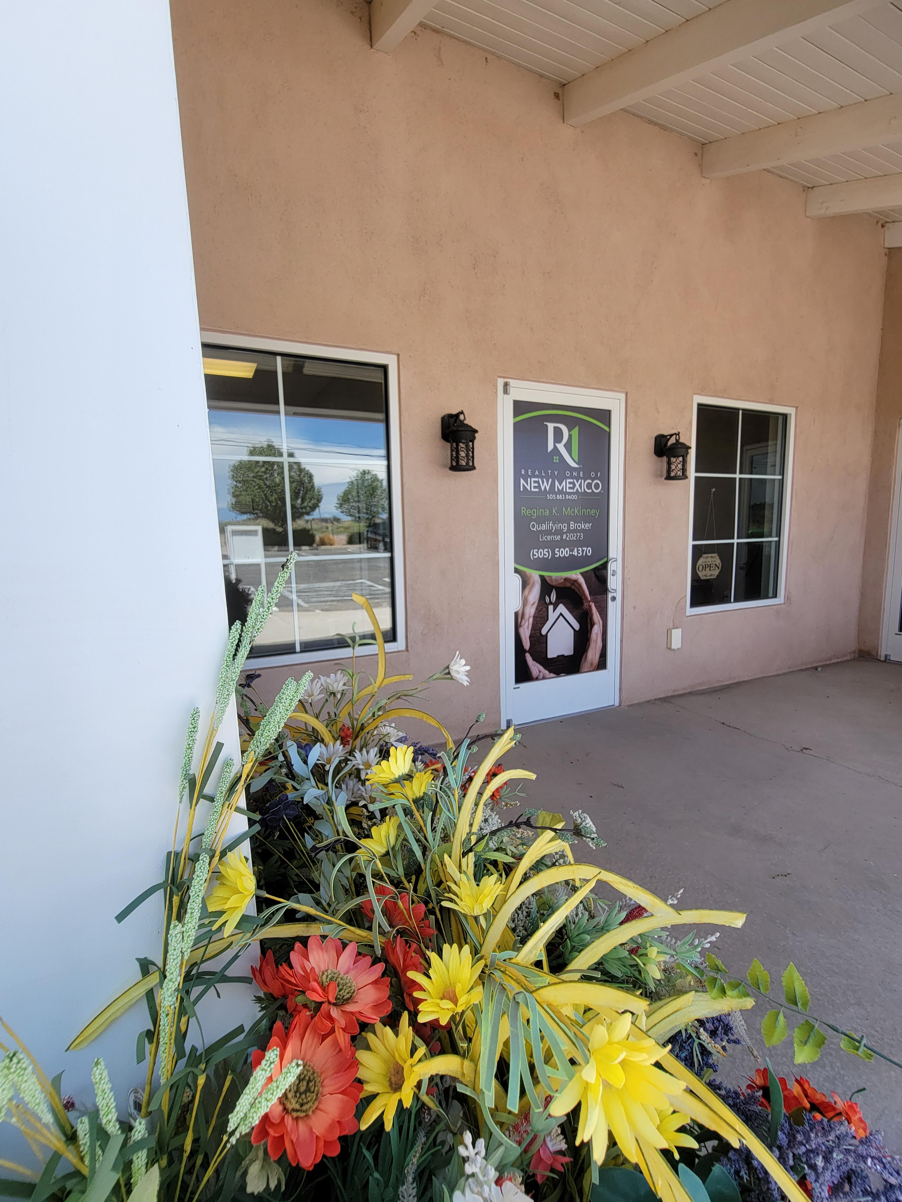 SAMANTHA YBANEZ REALTY ONE OF NEW MEXICO