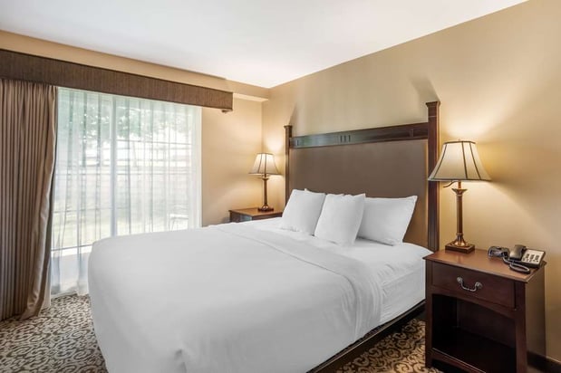 Images Best Western Plus Intercourse Village Inn & Suites