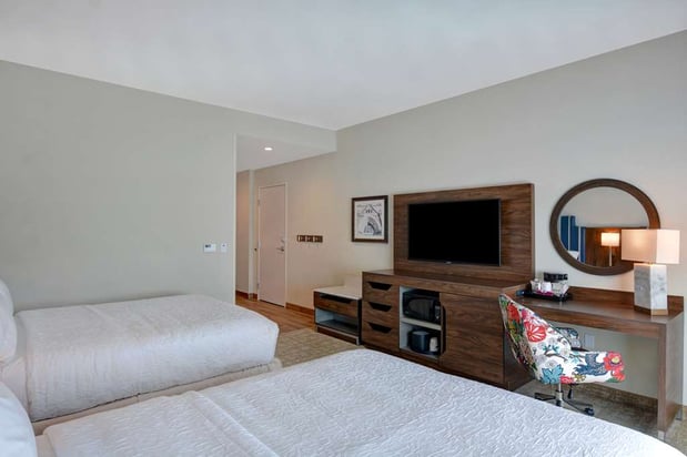 Images Hampton Inn & Suites Nashville Downtown Capitol View