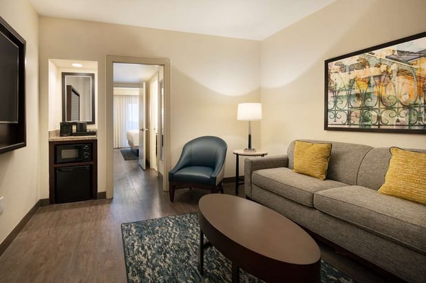 Images Embassy Suites by Hilton New Orleans