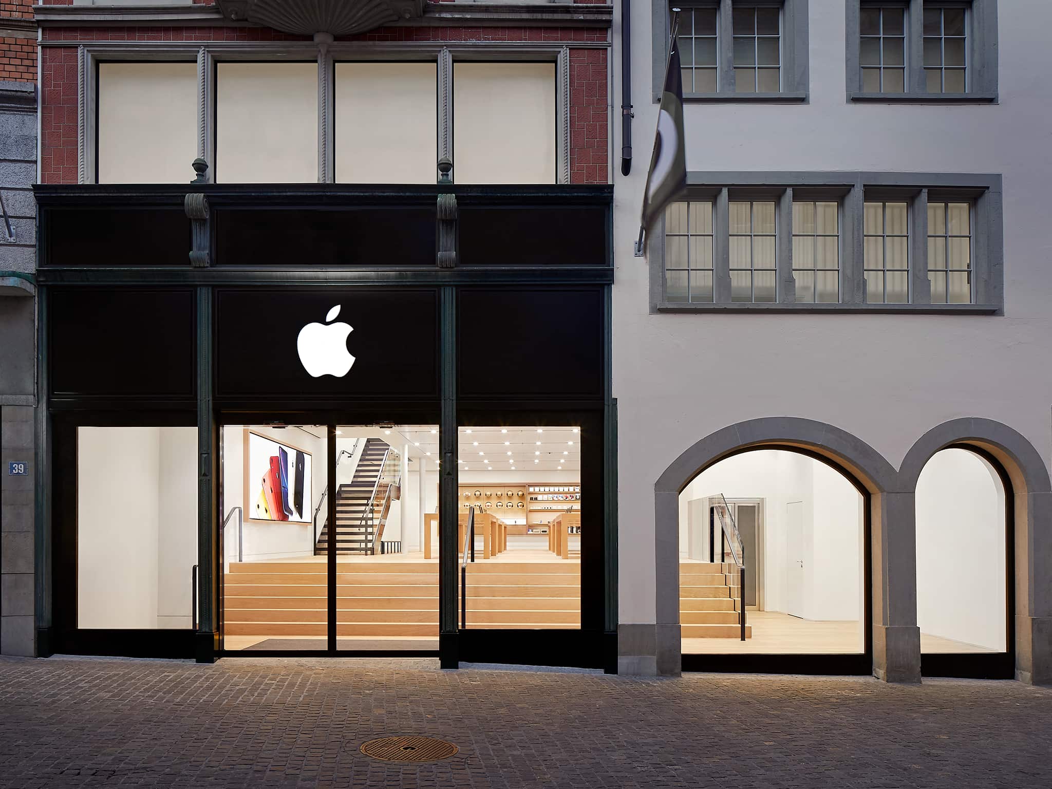 Apple Rennweg, Rennweg 43 in Zürich