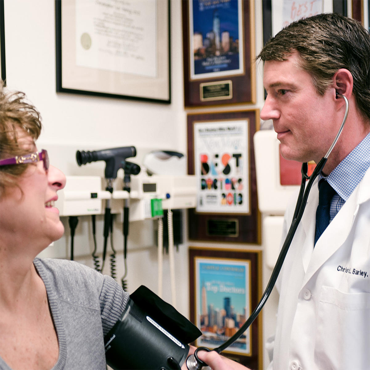 Dr. Barley can diagnose a variety of conditions, including common illnesses, cardiovascular conditions, cancer, & other diseases. He is also able to perform physical exams & make house calls for patients who are unable to travel to our New York office. It is this type of care & dedication that separates Dr. Barley from other physicians in NYC.