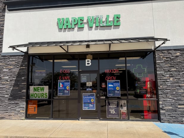 Images CoinFlip Bitcoin ATM - Vape Ville (Bossier City)
