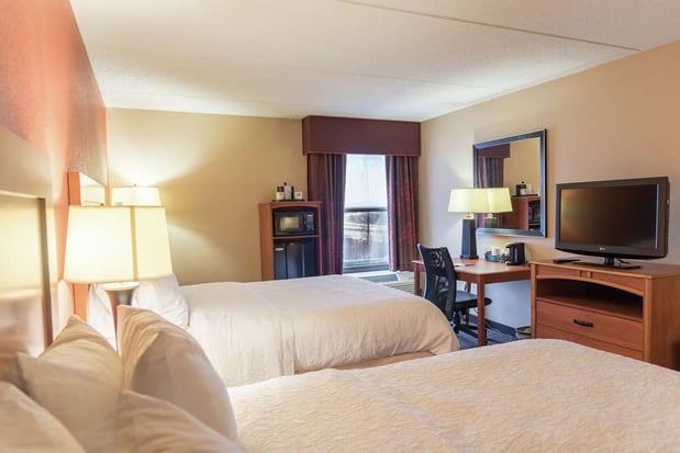 Images Hampton Inn Muskegon