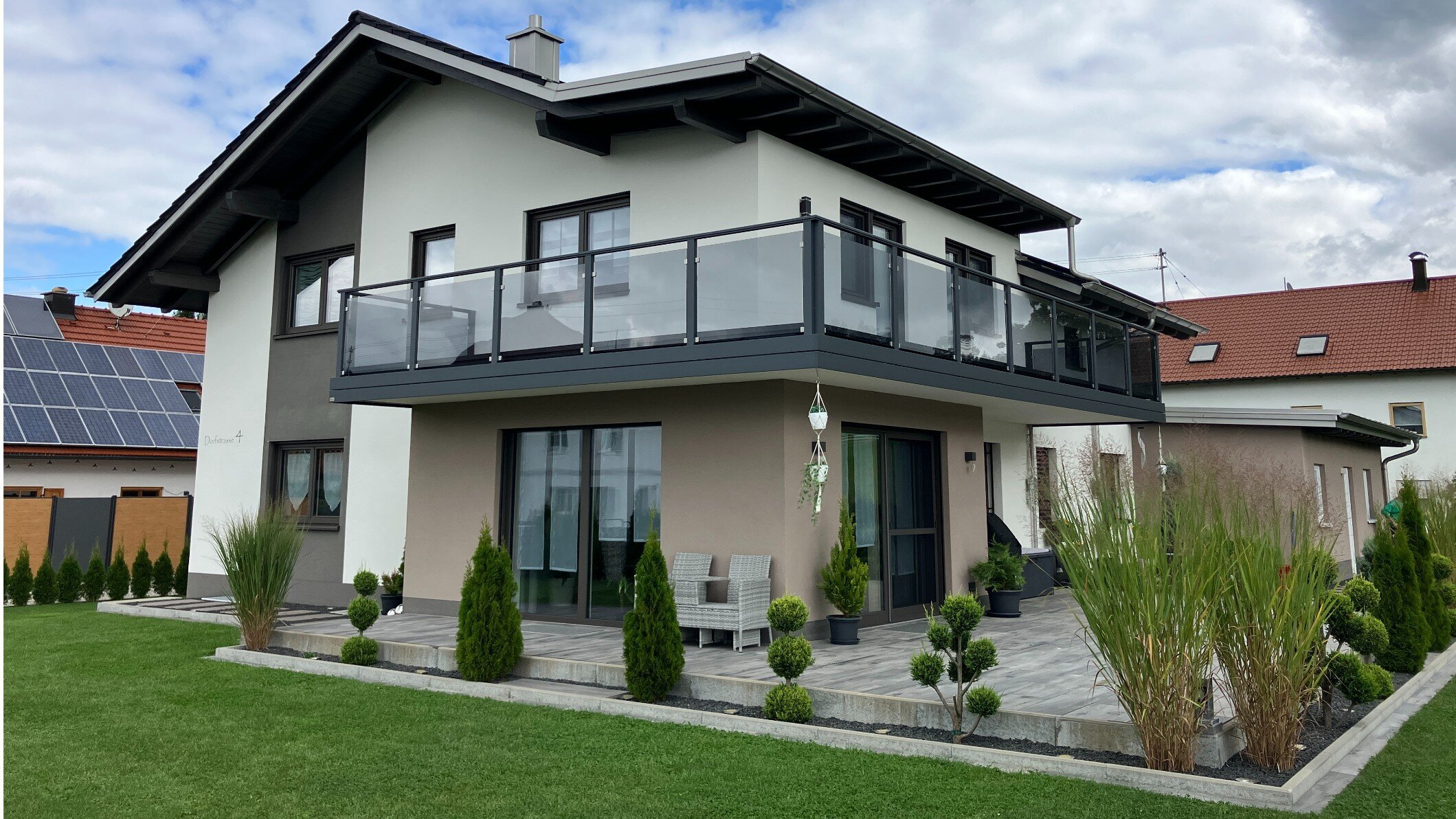 Altstetter Balkone, Krumbacher Straße 28 in Neuburg an der Kammel