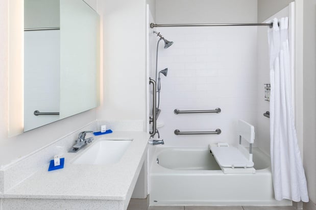 Images Holiday Inn Express & Suites Lafayette-South by IHG