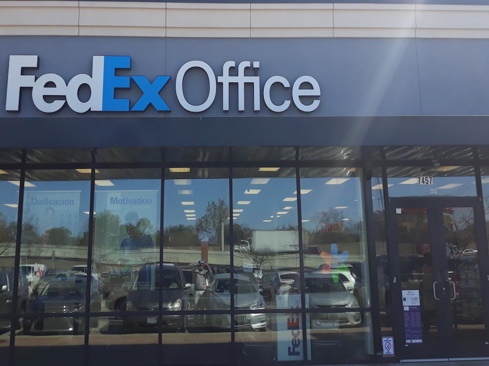 Exterior photo of FedEx Office location at 7457 Southwest Fwy\t Print quickly and easily in the self-service area at the FedEx Office location 7457 Southwest Fwy from email, USB, or the cloud\t FedEx Office Print & Go near 7457 Southwest Fwy\t Shipping boxes and packing services available at FedEx Office 7457 Southwest Fwy\t Get banners, signs, posters and prints at FedEx Office 7457 Southwest Fwy\t Full service printing and packing at FedEx Office 7457 Southwest Fwy\t Drop off FedEx packages near 7457 Southwest Fwy\t FedEx shipping near 7457 Southwest Fwy