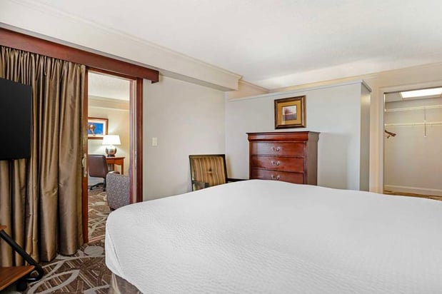 Images Best Western Plus Mid Nebraska Inn & Suites