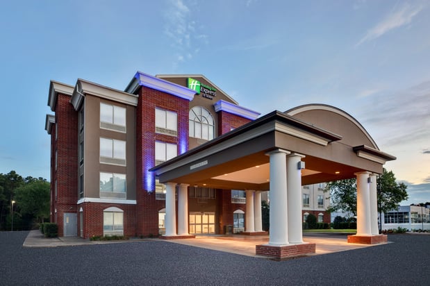 Images Holiday Inn Express & Suites West Monroe by IHG
