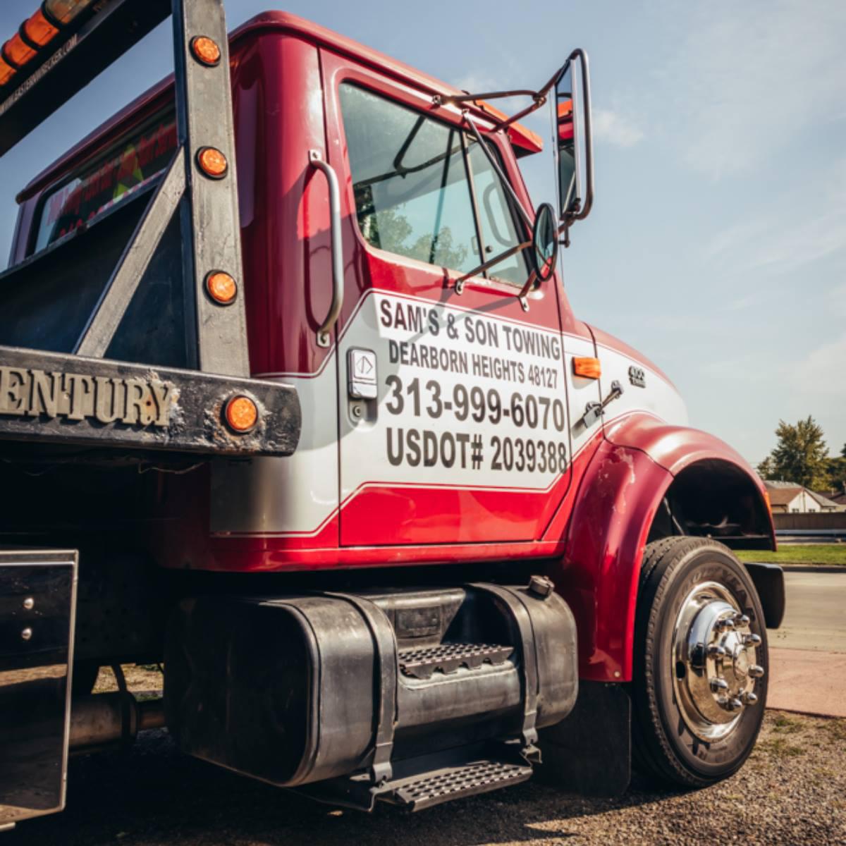 24/7 Towing & Auto Repair - Call Us Anytime!