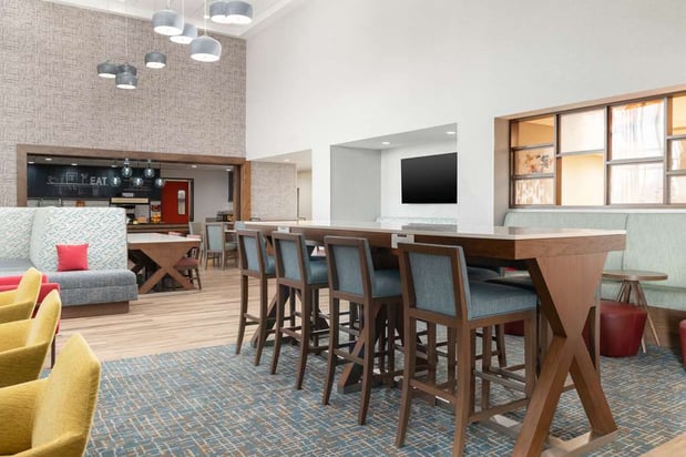 Images Hampton Inn & Suites Porter Ranch Los Angeles