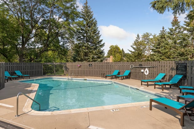 Images The Edina Towers