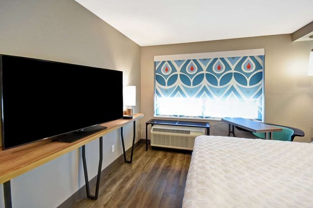 Images Tru by Hilton Fort Wayne