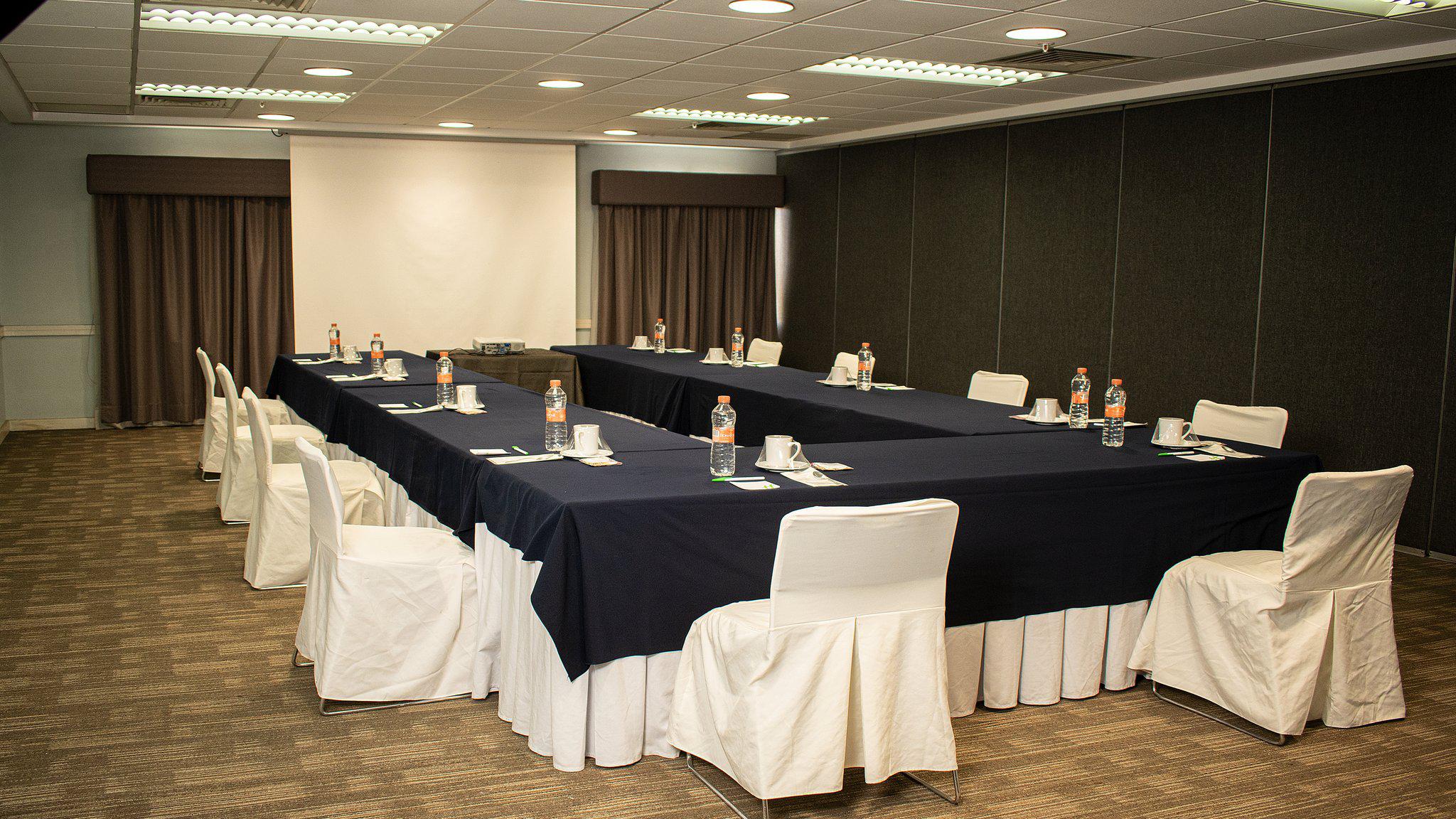 Images Holiday Inn Leon-Convention Center, an IHG Hotel